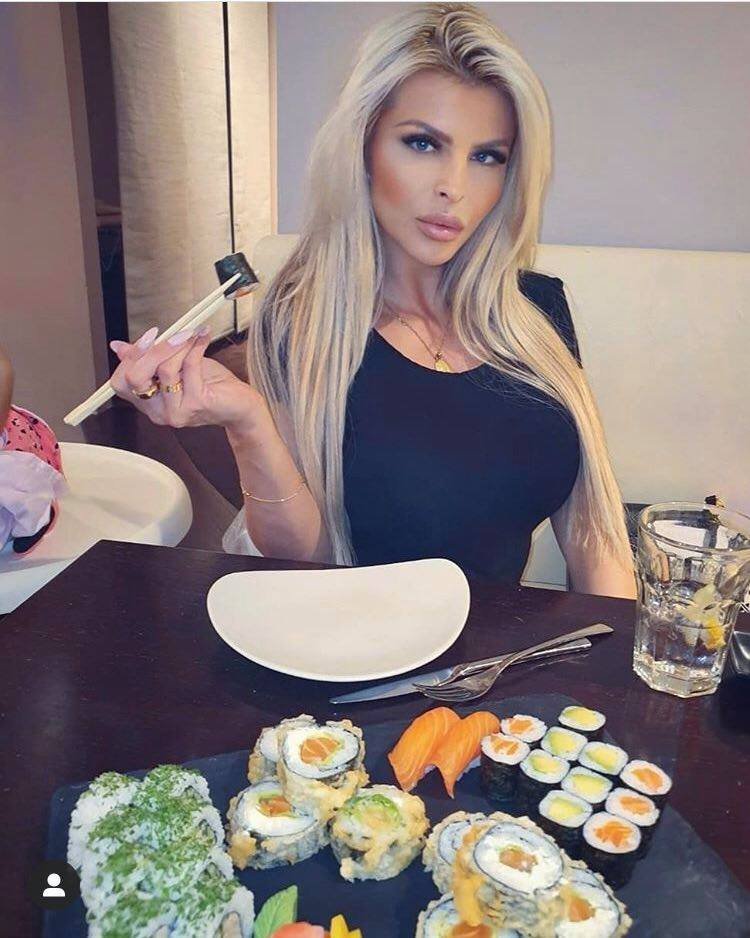 Lela na sushi