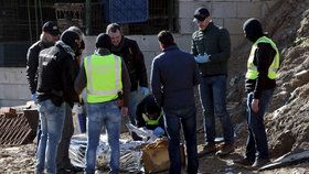 Španělská policie zadržela v Ceutě dvě osoby podezřelé z napojení na teroristickou organizaci Islámský stát.