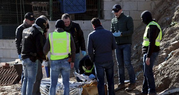 Španělé a Maďaři zabránili teroru: Zatkli radikalizované extremisty