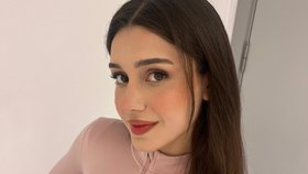 Krásná motorkářka Ceyda Yakova (†22)