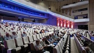 Poslední valná hromada ČEZ? Rozdělení energetických společností je trend, reaguje firma  