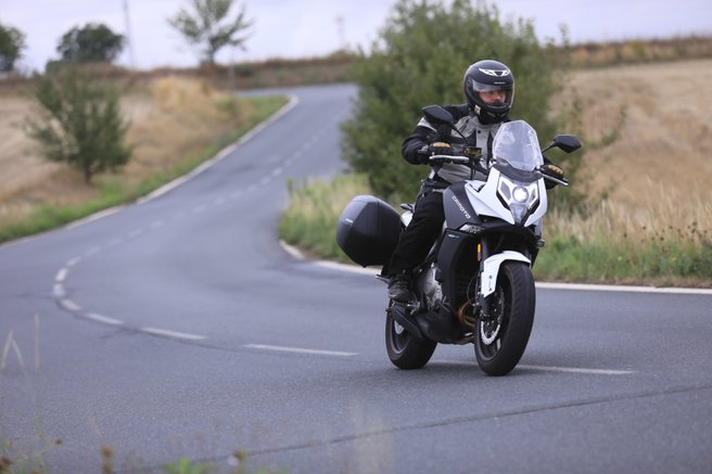 CF Moto 650MT: Čínské překvápko