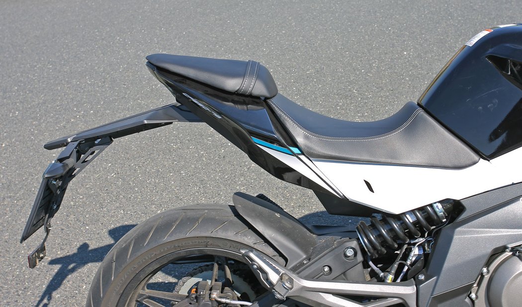 CF Moto 650NK