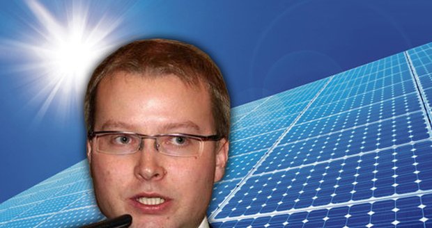 "Solární energie nás přijde na bilion korun," řekl ministr životního prostředí.