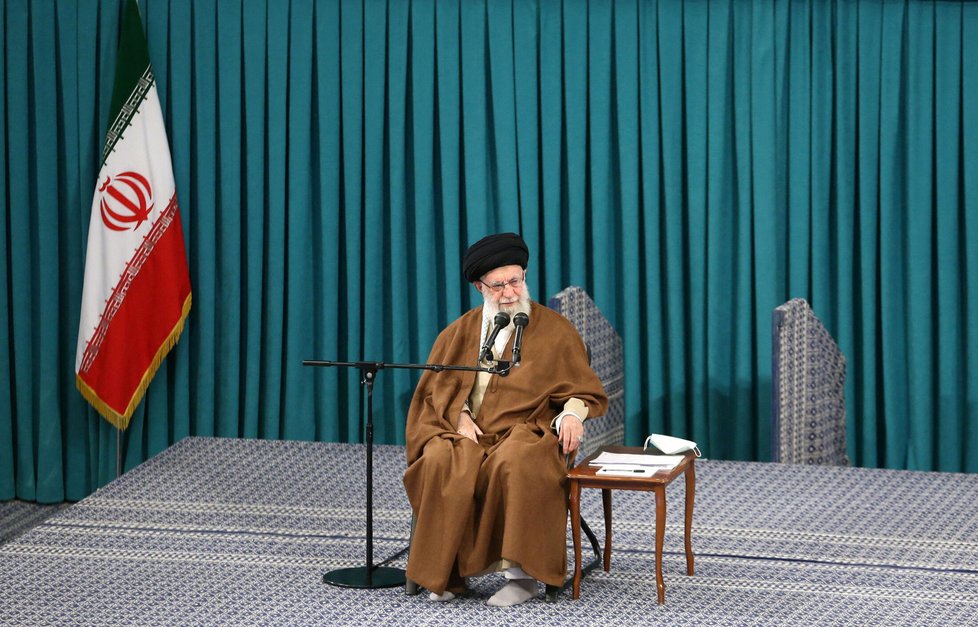 Íránský duchovní vůdce ajjatoláh Chameneí