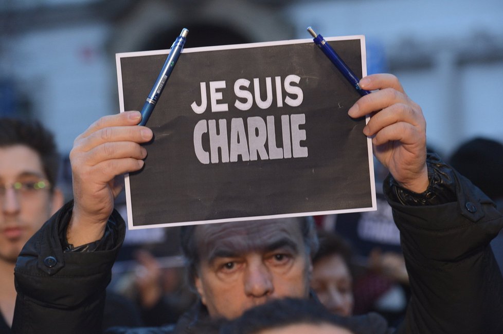 Je suis Charlie! (Jsem Charlie - heslo na podporu časopisu Charlie Hebdo - pozn. red.)