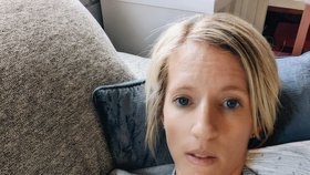 Australanka Chantal Urenová za svou mozkovou příhodou vidí vakcínu od Pfizer/BioNTech.