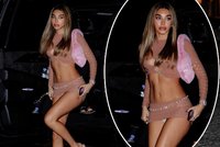 Víc už ukázat nešlo?! Krásné bývalce Justina Biebera byly vidět i kalhotky