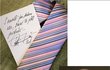Be Charity bazar: Petr Nárožný věnoval charitě kravatu s podepsaným vzkazem