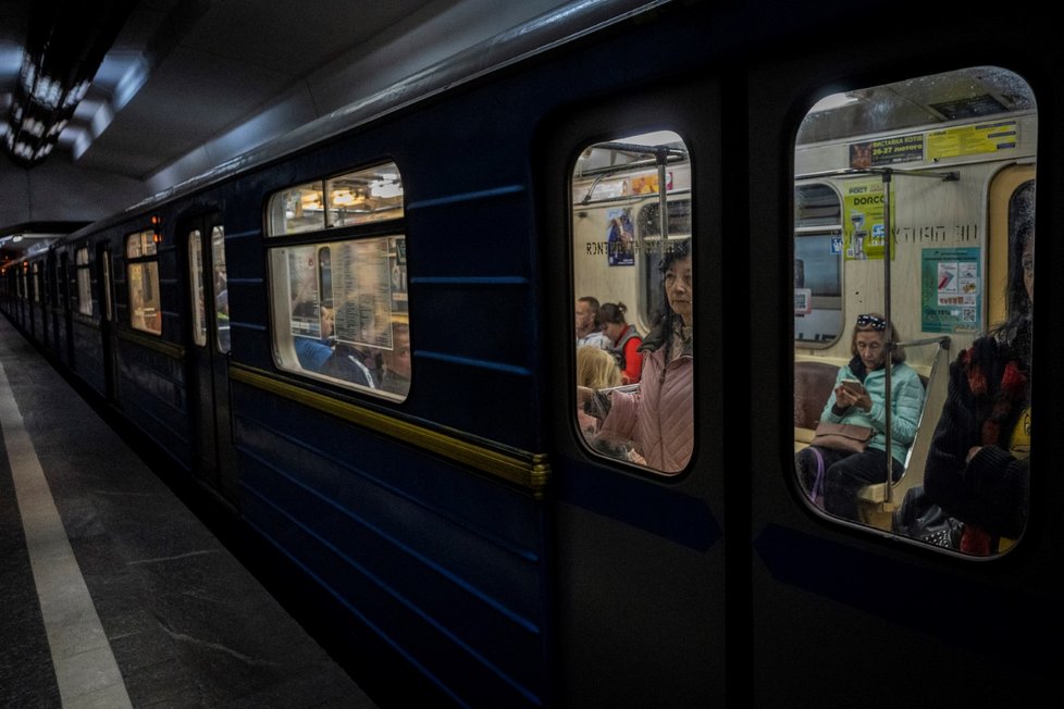 Metro v Charkově (24.5.2022)