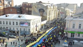 Charkovem prošel pětitisícový pochod za jednotu Ukrajiny (5.2.2022)