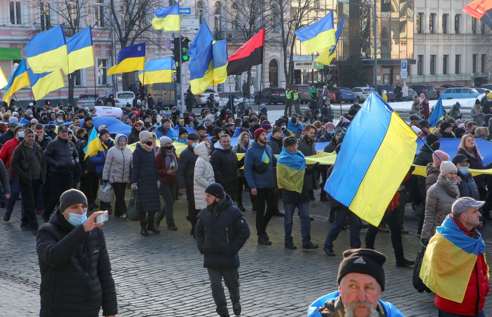 Charkovem prošel pětitisícový pochod za jednotu Ukrajiny (5.2.2022).