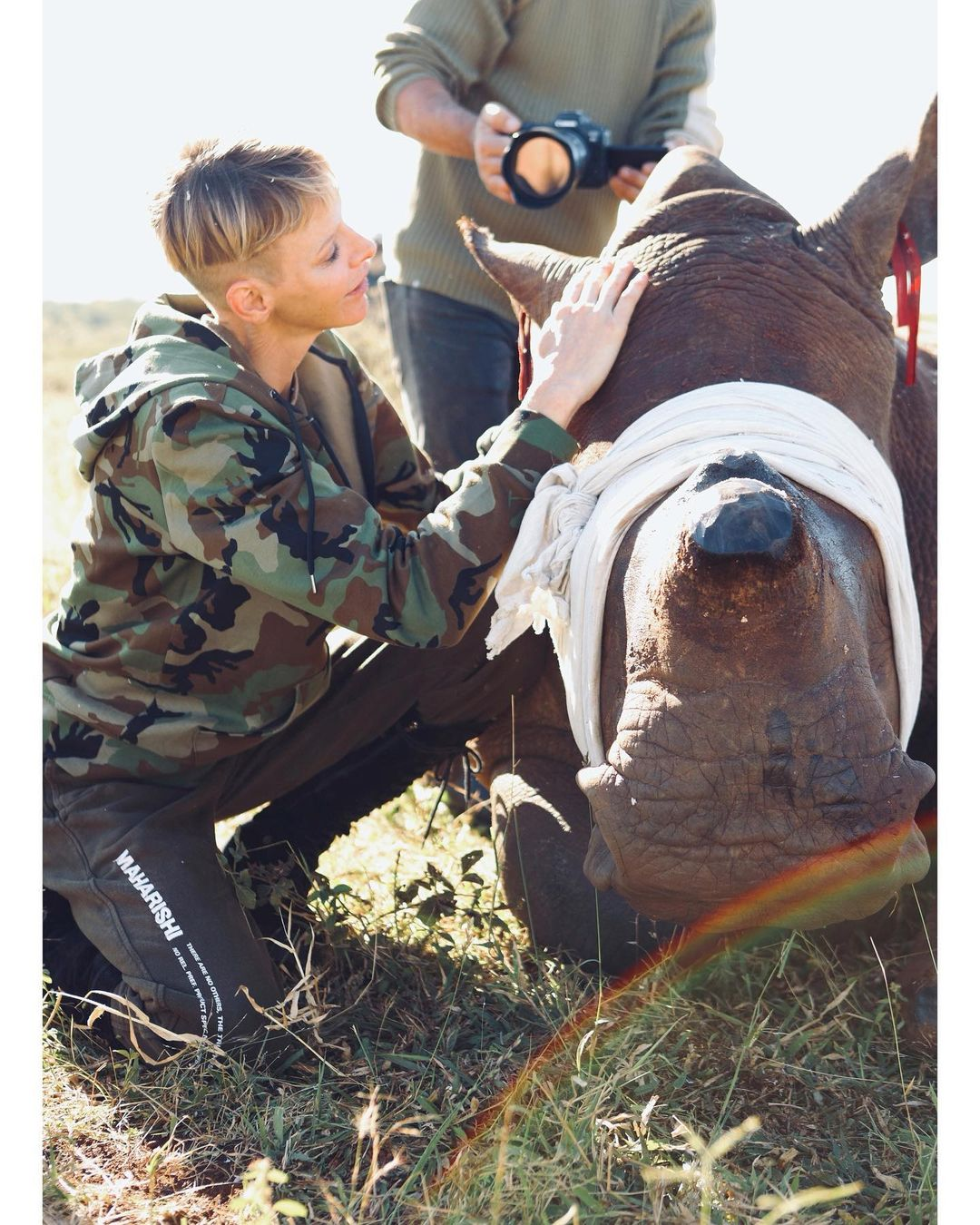 Monacká kněžna Charlene se vydala s vyholenou hlavou do Afriky zachraňovat nosorožce.