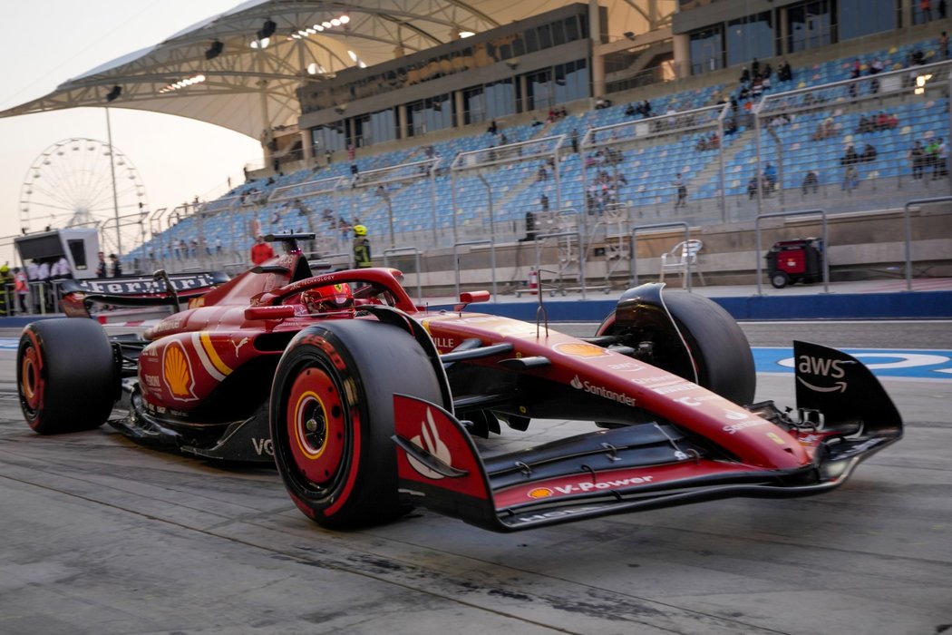 Charles Leclerc hájí barvy Ferrari, překvapí stáj v letošním ročníku?