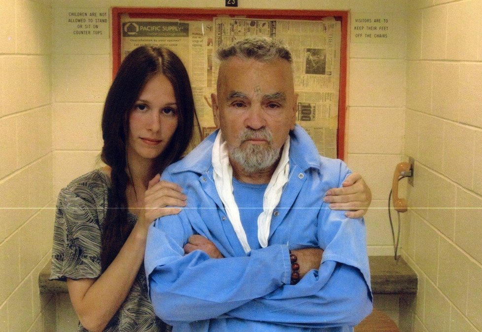 Charles Manson si ve vězení odpykával doživotní trest.