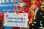 Charles W. Jackson vyhrál v loterii díky číslům z čínského koláčku štěstí