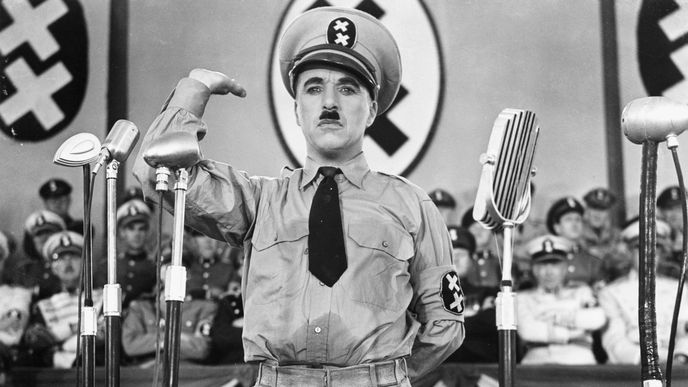 Charlie Chaplin jako Diktátor