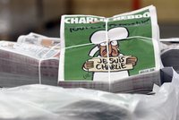 Časopis Charlie Hebdo dostal cenu za odvahu v boji za svobodu slova. Redaktory zmasakrovali teroristé
