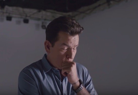 HIV pozitivní herec Charlie Sheen se stal tváří reklamní kampaně na kondomy.