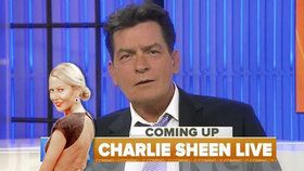 Charlie Sheen přiznal, že je HIV pozitivní. Prý kvůli vyděračům.
