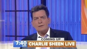 Charlie Sheen je HIV pozitivní, potvrdil to v televizi, protože ho vydírali! Vyděračům zaplatil 250 milionů