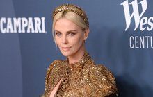 Charlize Theronová: Drsná slova na adresu Seagala