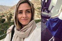 Půvabná novinářka se odvážně postavila Tálibánu: Extremistů se zeptala na práva žen