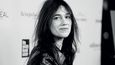 Charlotte Gainsbourg hraje rozervané hrdinky, její život je však podobně komplikovaný