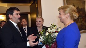 Chorvatská prezidentka Kolinda Grabarová Kitarovicová a její maďarský protějšek Jánoš Ader