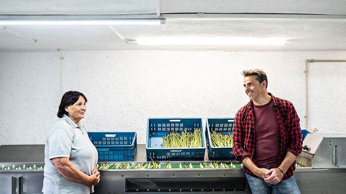 Hrabětický chřest založili Vítězslav a Eva Bártovi Hrabětický chřest založili Vítězslav a Eva Bártovi