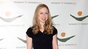 Chelsea Clinton je půvabná žena.