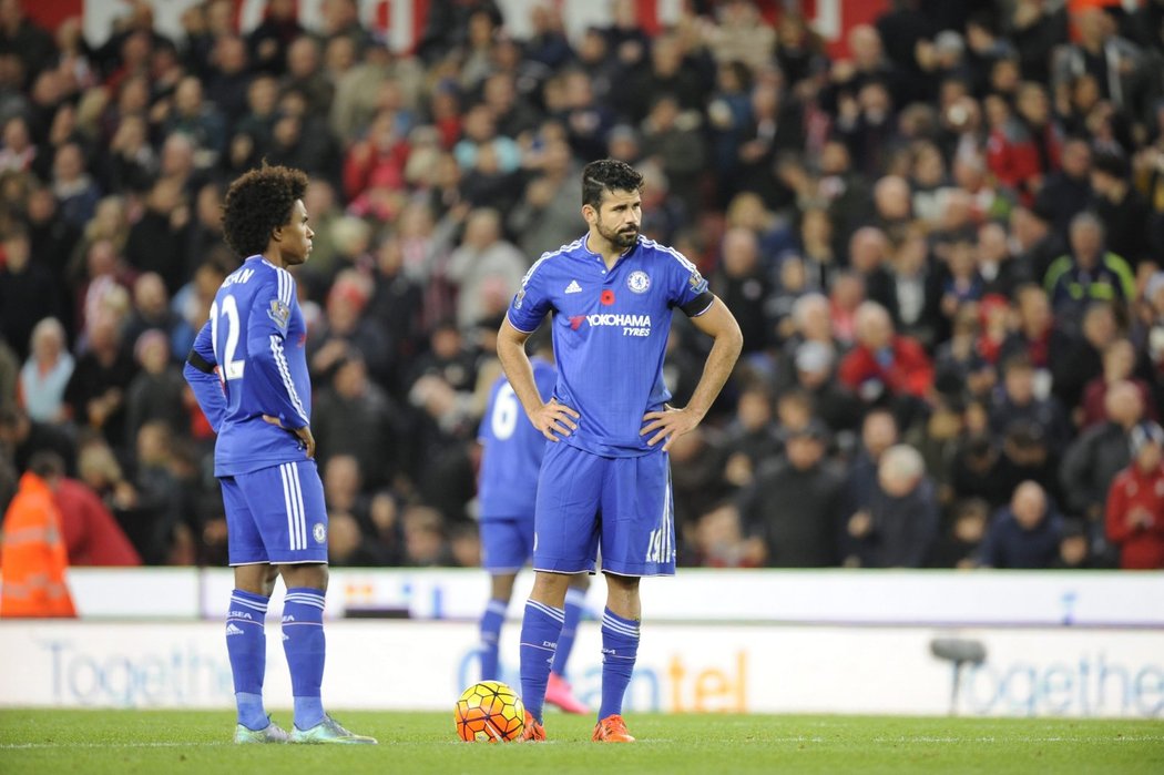 Fotbalisté Chelsea pokračují v mizerných výkonech, na půdě Stoke prohráli 0:1