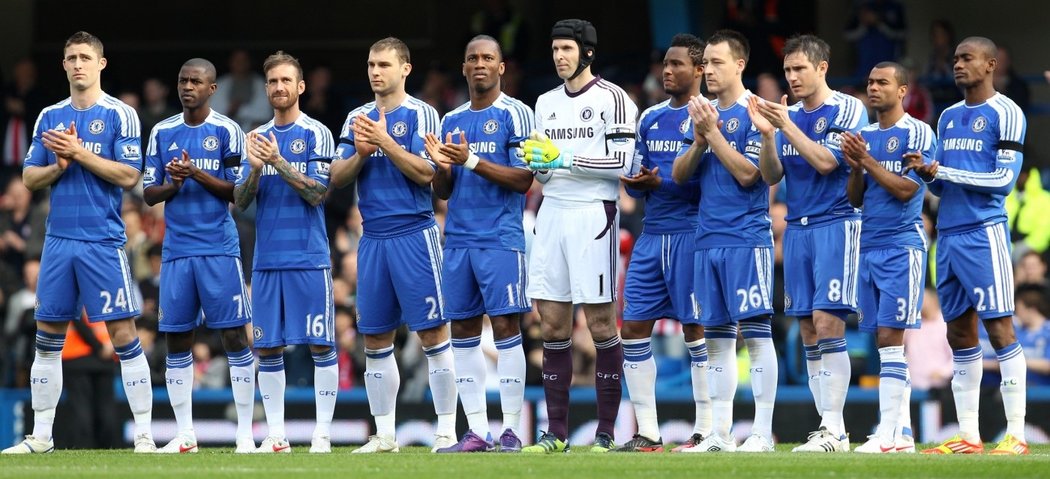 Fotbalisté Chelsea popírají, že v týmu došlo ke vzpouře proti trenérovi Villasu-Boasovi.