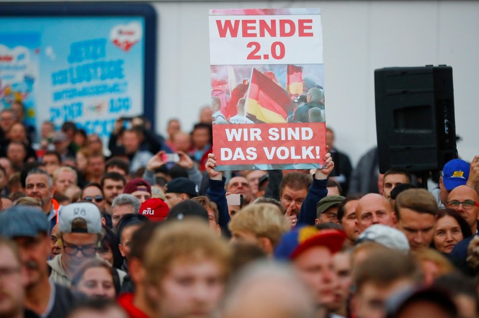 Protesty v Chemnitzu pokračují. Ve čtvrtek se ale obešel po několika dnech bez výtržností.