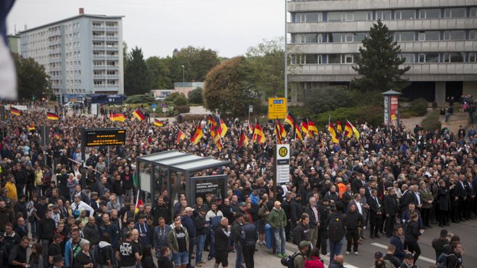 Saská Kamenice. Německé město žije po vraždě německého občana protesty proti imigrační politice