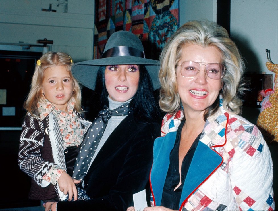 Georgia se svou dcerou Cher a vnučkou Chaz Bono