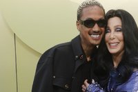 Zpěvačka Cher (76): Rozchod se zajíčkem!
