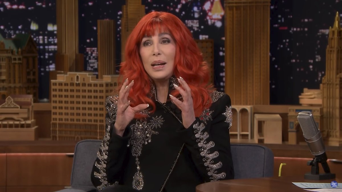 Zpěvačka Cher v show Jimmyho Fallona