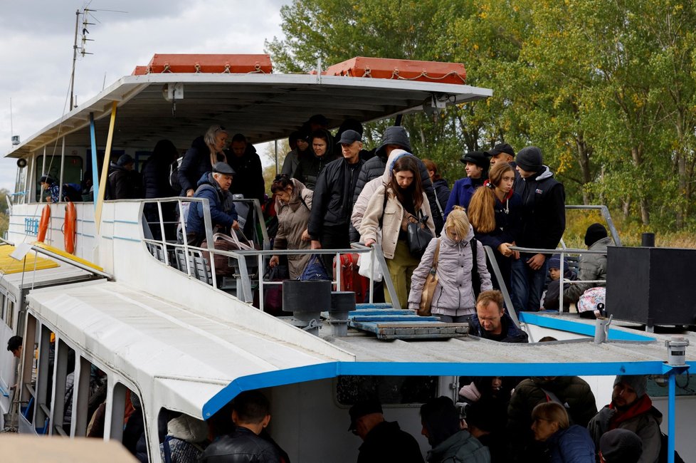 Evakuace obyvatel v Chersonské oblasti (22.10.2022)