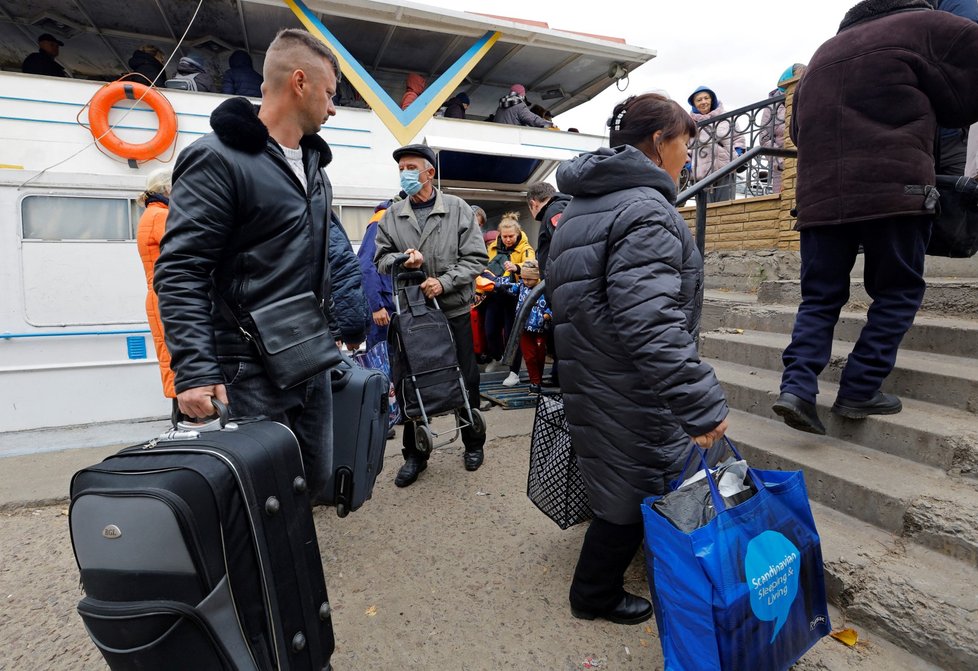 Evakuace obyvatel v Chersonské oblasti (22.10.2022)