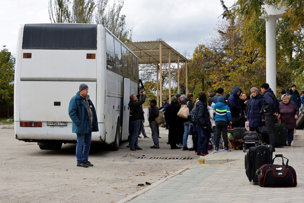 Evakuace obyvatel v Chersonské oblasti (22.10.2022)