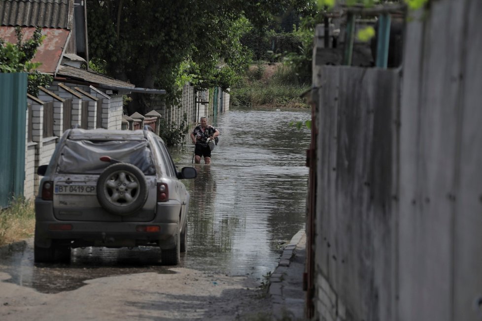 Zaplavené ulice Chersonu (6.6.2023)