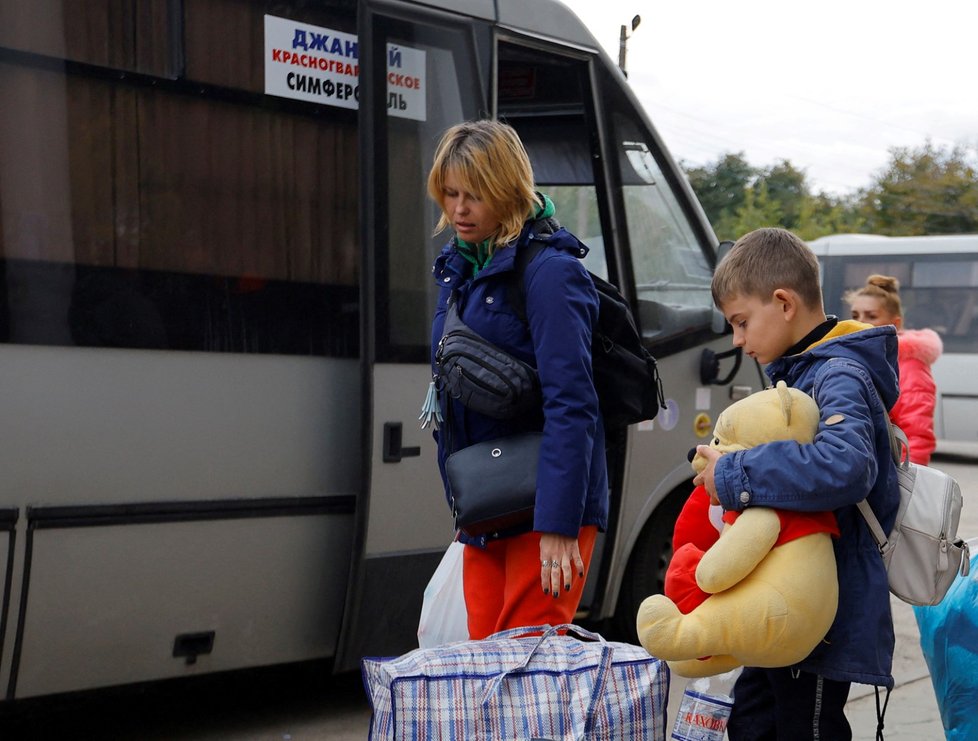 Evakuace obyvatel v Chersonské oblasti (22.10.2022)