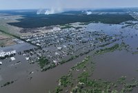 ONLINE: Nejméně 10 mrtvých a 42 pohřešovaných po zničení Kachovské přehrady, hlásí ministr