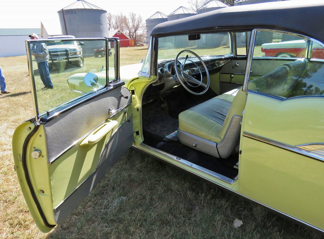 Chevrolet Bel Air Convertible (1957)