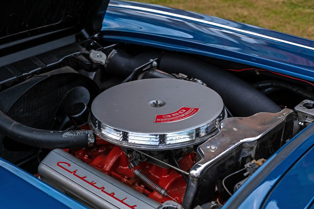 Kryt sice nese označení motoru 350 Turbo-Fire, ale pod ním najdete původní agregát 289