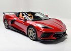 Paul Stanley ze slavné rockové kapely prodává první Corvette modelového roku 2022