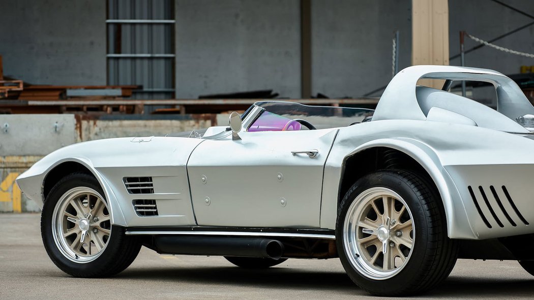 Replika Chevrolet Corvette Grand Sport (1963)