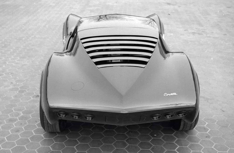 Chevrolet Corvette Mako Shark II Concept (1965)