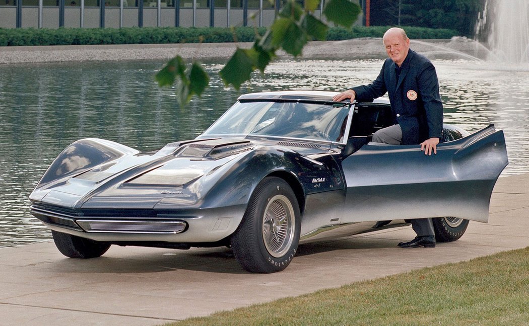 Chevrolet Corvette Mako Shark II Concept (1965)